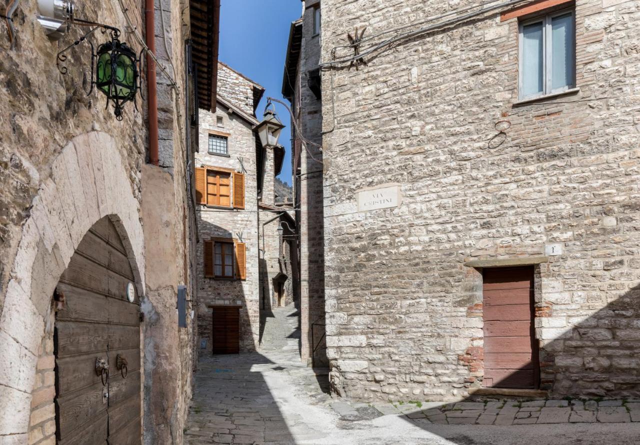 Dimora Casina Dell'Abbondanza Apartment Gubbio Bagian luar foto