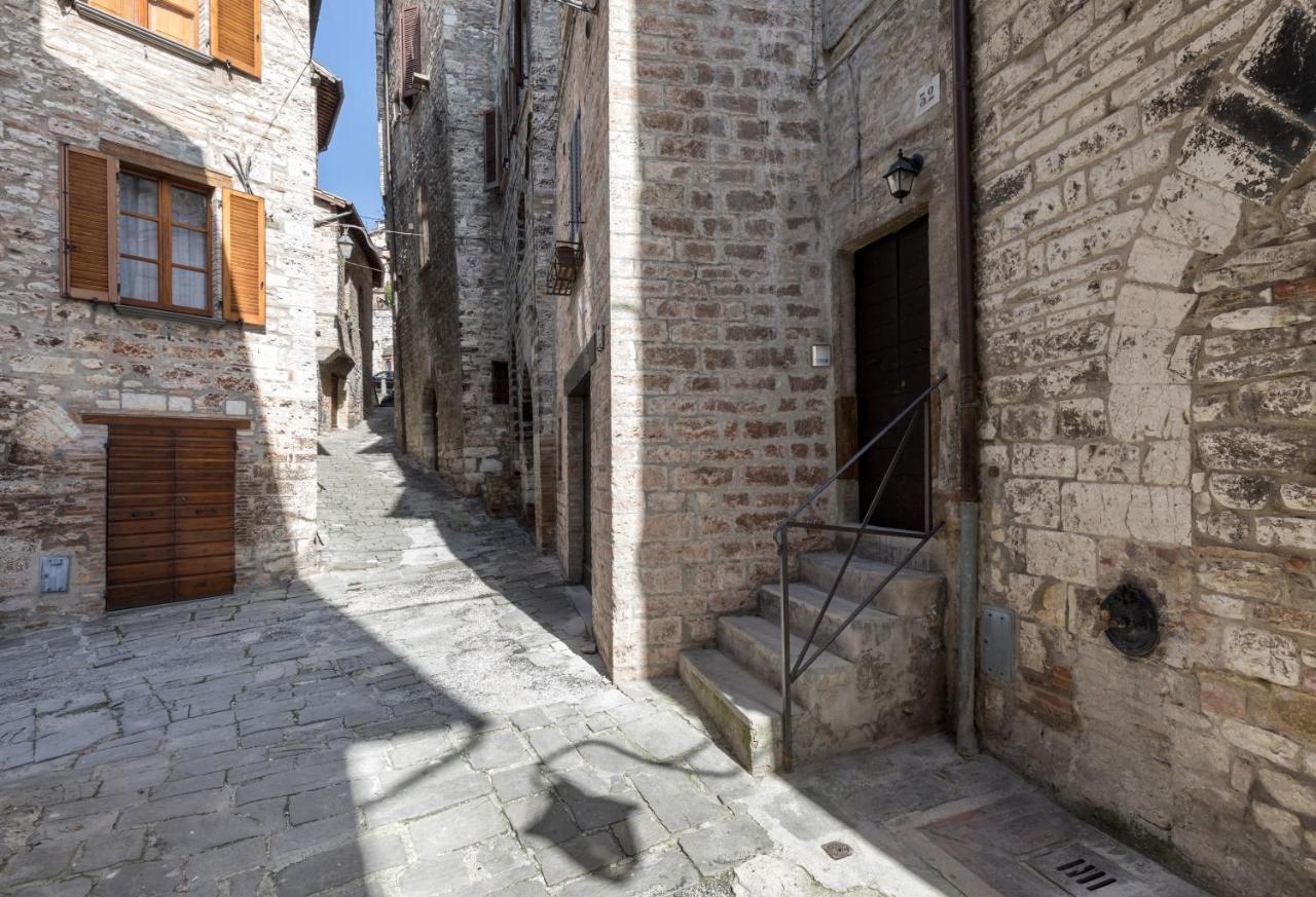 Dimora Casina Dell'Abbondanza Apartment Gubbio Bagian luar foto